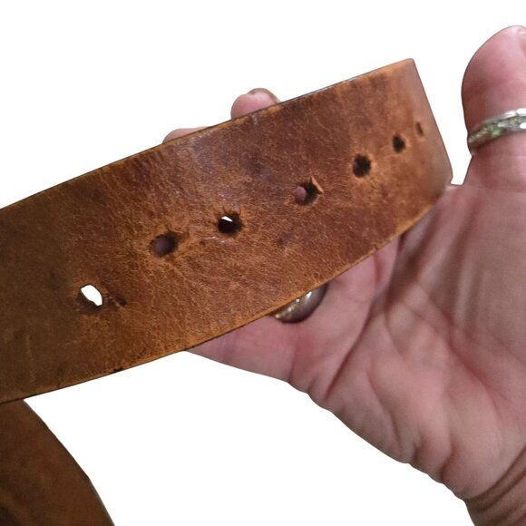 Levi's Vintage Company Logo Belt Buckle Leather Belt Embossed Leather Design - Picture 6 of 6